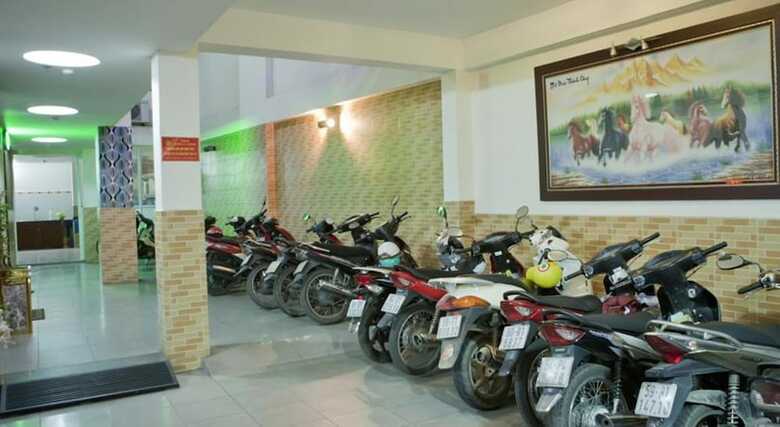 Hung Anh Hotel