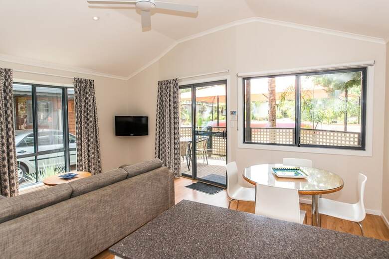 Cabana Marion Holiday Park