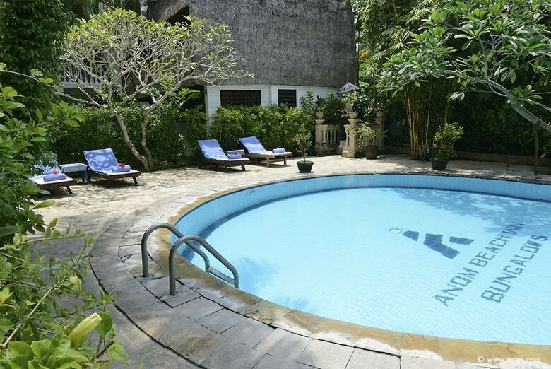Anom Beach Hotel