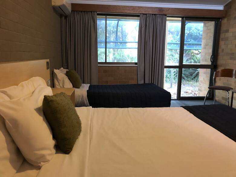 Motel Bribie Island Hotel