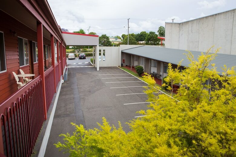 Downs Motel