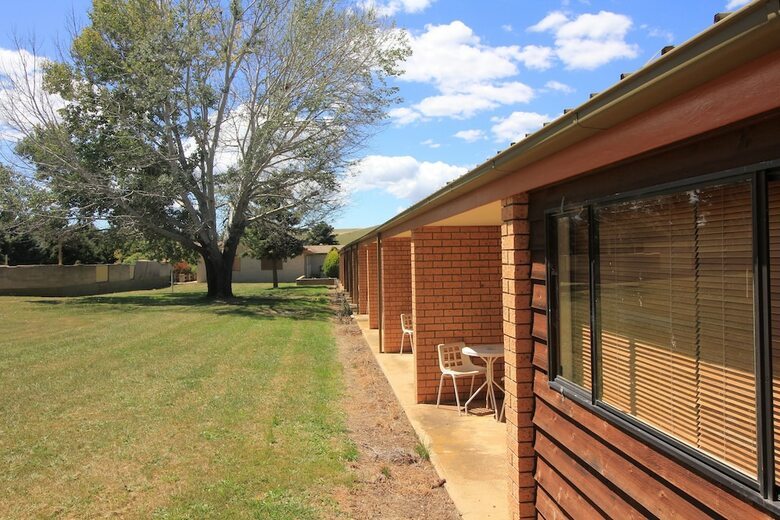 Hotel Snowy Mountains Resort And Function Centre