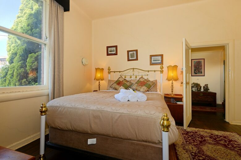 Edinburgh Gallery Bed & Breakfast
