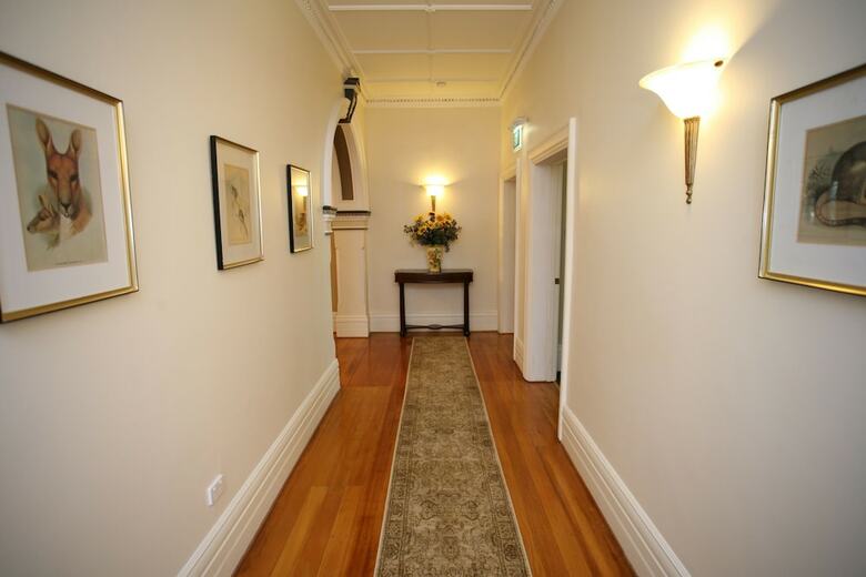 Motel Darcys Hotel At Homebush