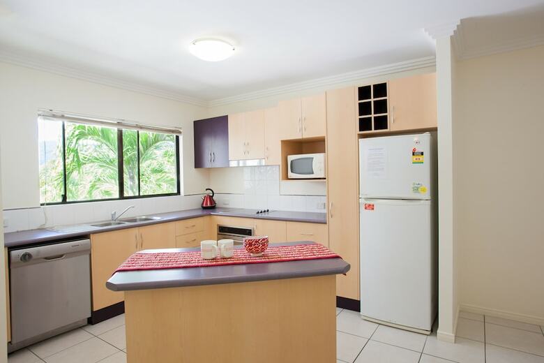 Seaforth Apartments