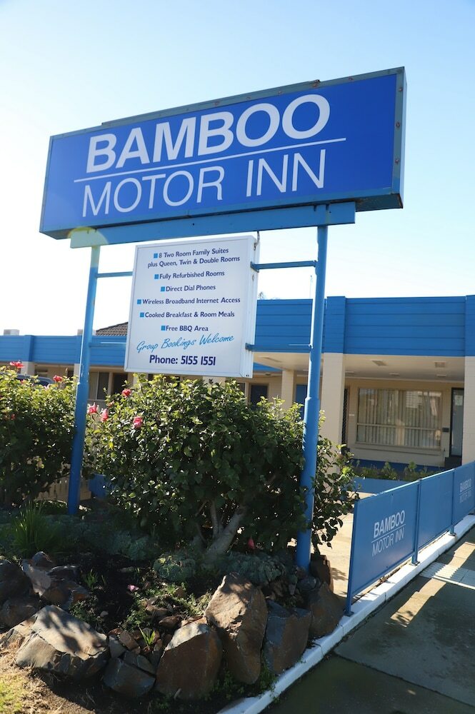 Bamboo Motor Inn