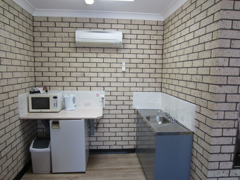 Cowra Crest Motel