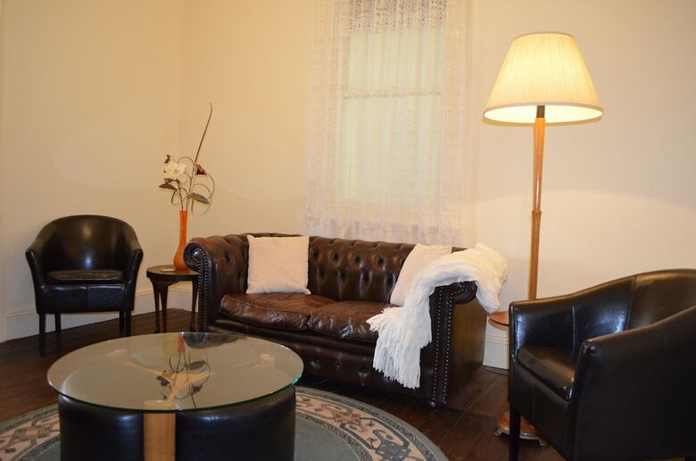 Bed & Breakfast The Old Parkes Convent