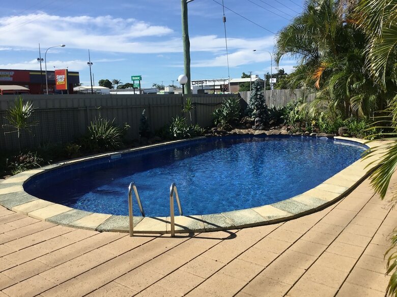 Golden Palms Motor Inn