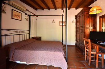 Posada Linos Inn