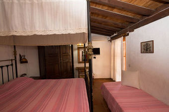 Posada Linos Inn