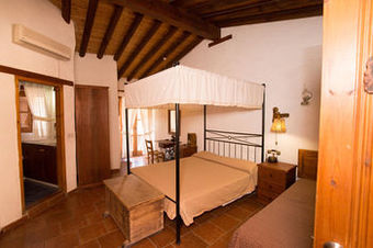 Posada Linos Inn