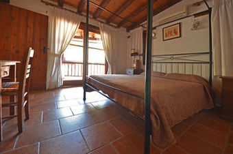 Posada Linos Inn