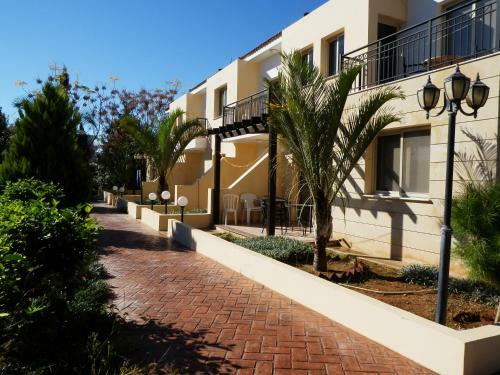 Byreva Apartments