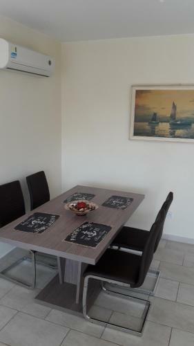 Anastasia Apartments