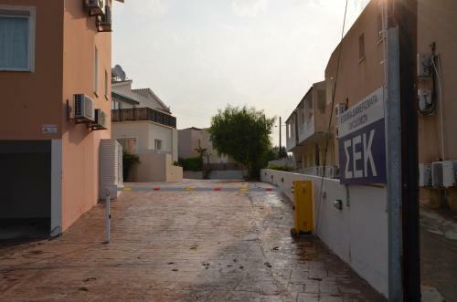 Ithaki Gardens Apartment 107