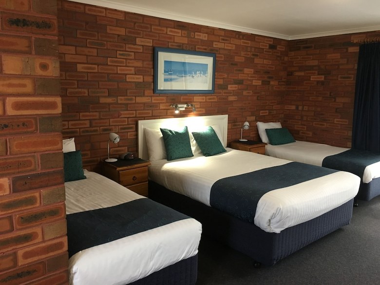 Pelican Motor Inn