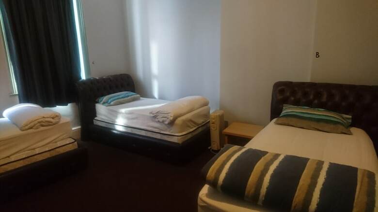 Hostal The Backpackers Imperial Hotel - Hostel