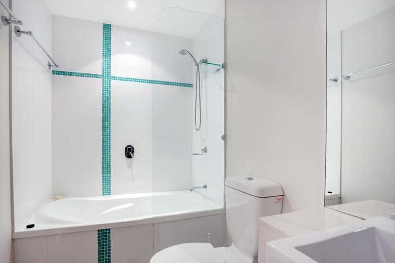 Silvershore Apartments On The Broadwater