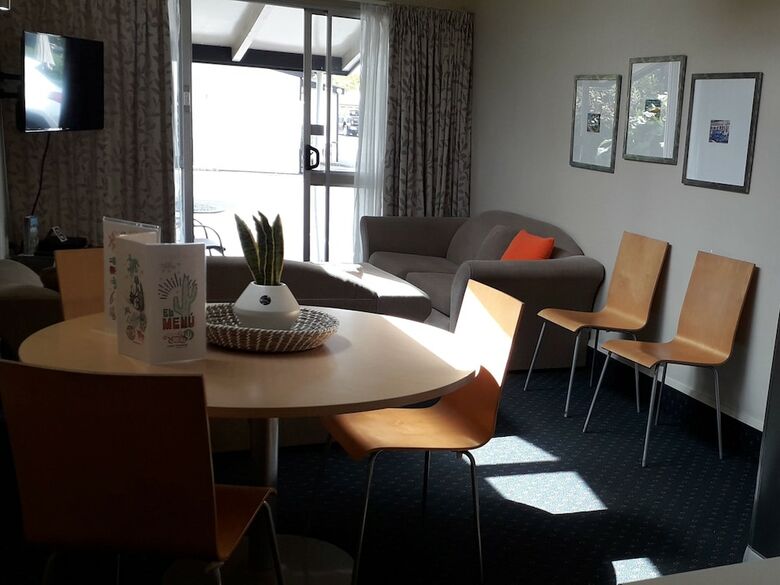 Amble Inn Motel - Masterton