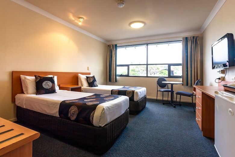 Black Buffalo Hotel