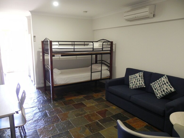 Busselton Villas And Caravan Park