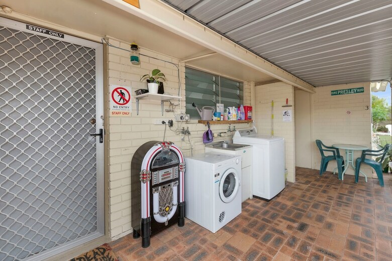 Bundaberg Coral Villa Motor Inn