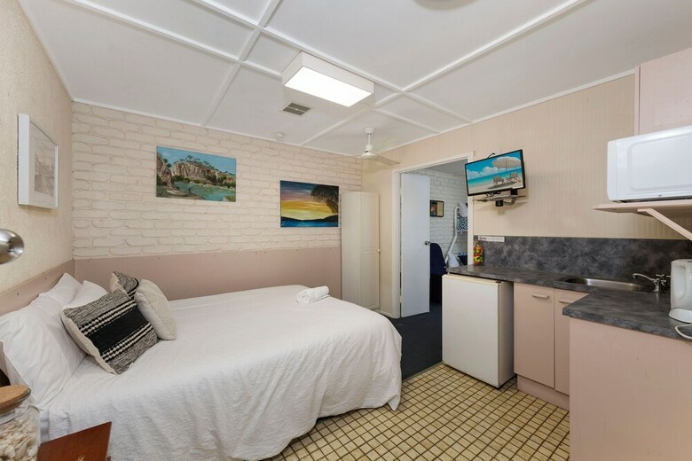 Bundaberg Coral Villa Motor Inn