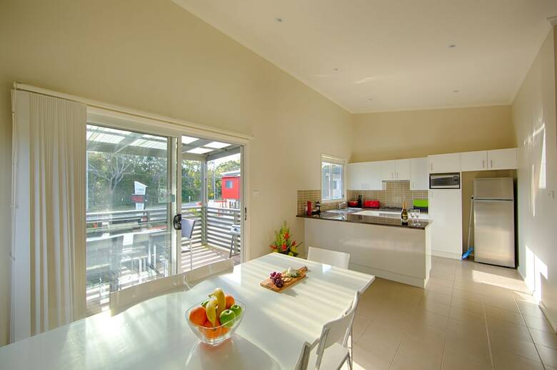 Middle Rock Holiday Resort