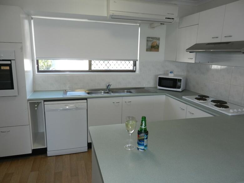 Kalua Holiday Apartments