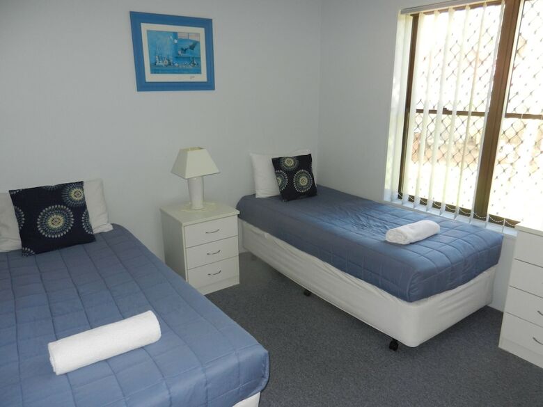 Kalua Holiday Apartments