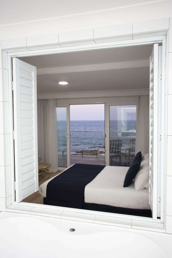 Motel Ocean Front At The Entrance