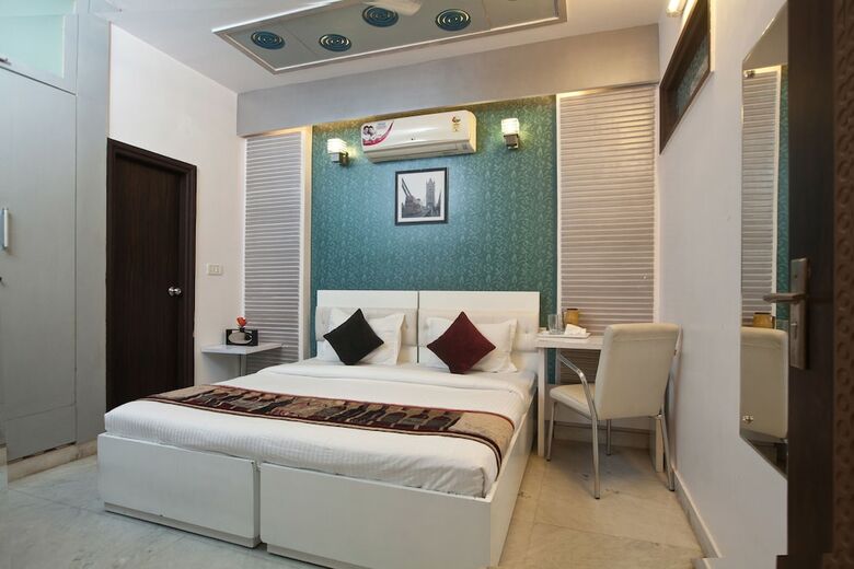 Hotel Oyo 319 Rk Residency