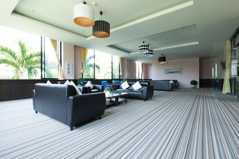 Hotel Chatkaew Hill & Residence