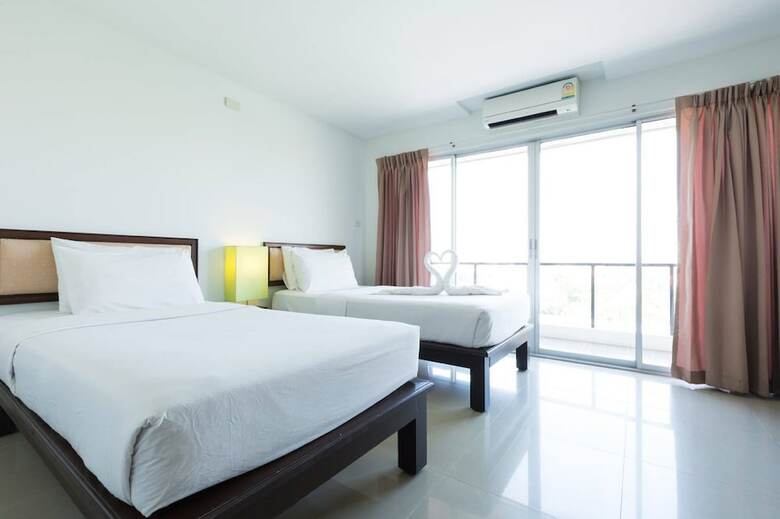 Hotel Chatkaew Hill & Residence