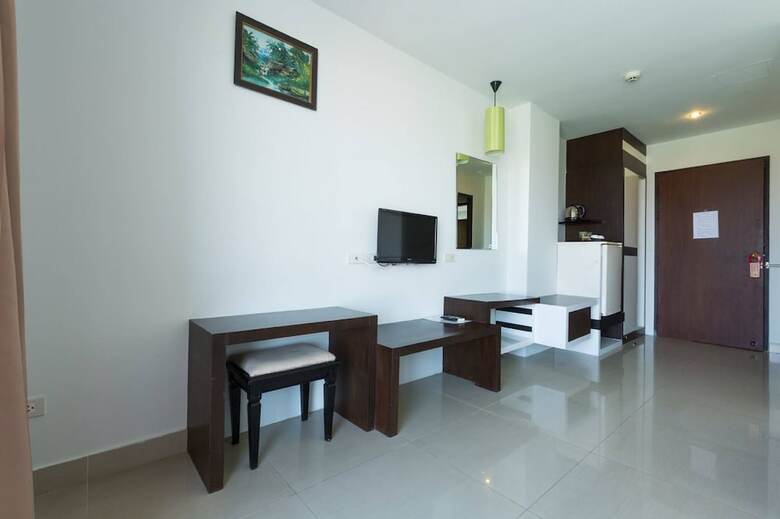 Hotel Chatkaew Hill & Residence