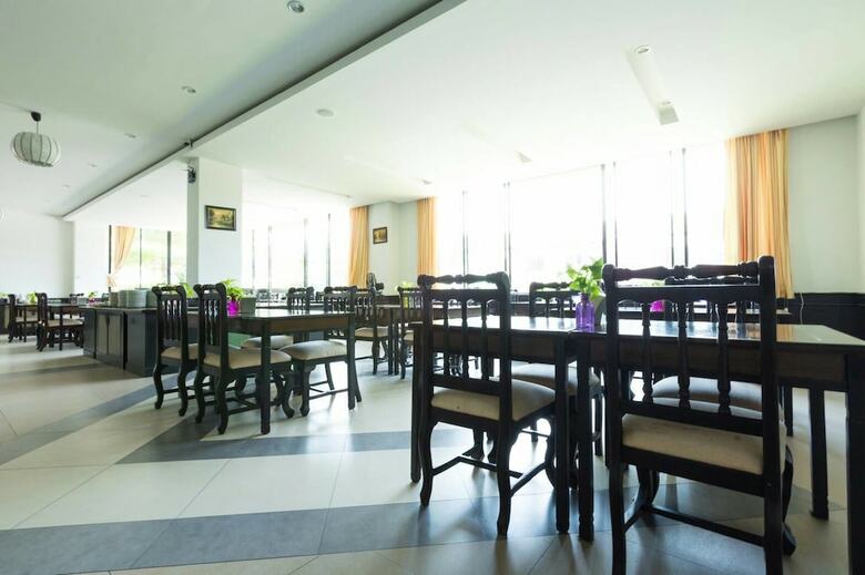 Hotel Chatkaew Hill & Residence