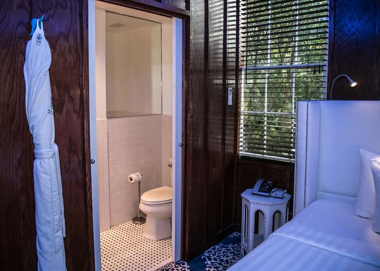 The Saint Hotel Key West, Autograph Collection