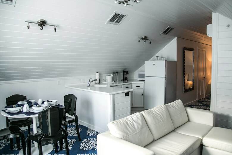 The Saint Hotel Key West, Autograph Collection