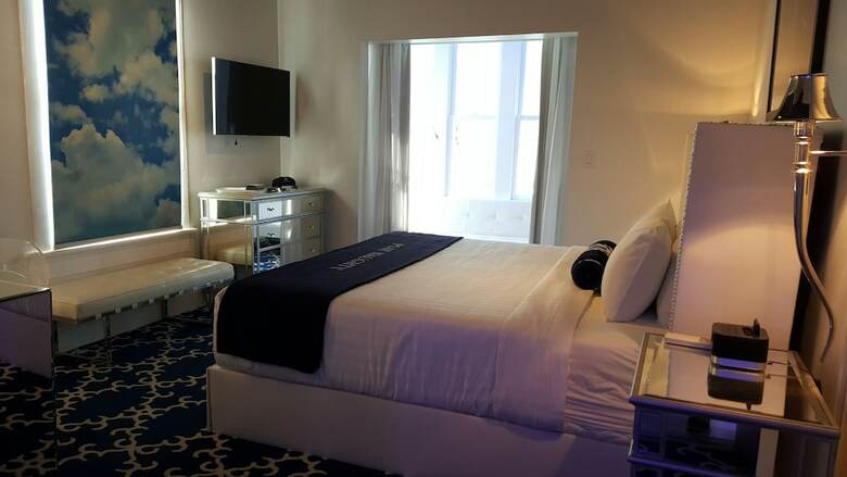 The Saint Hotel Key West, Autograph Collection