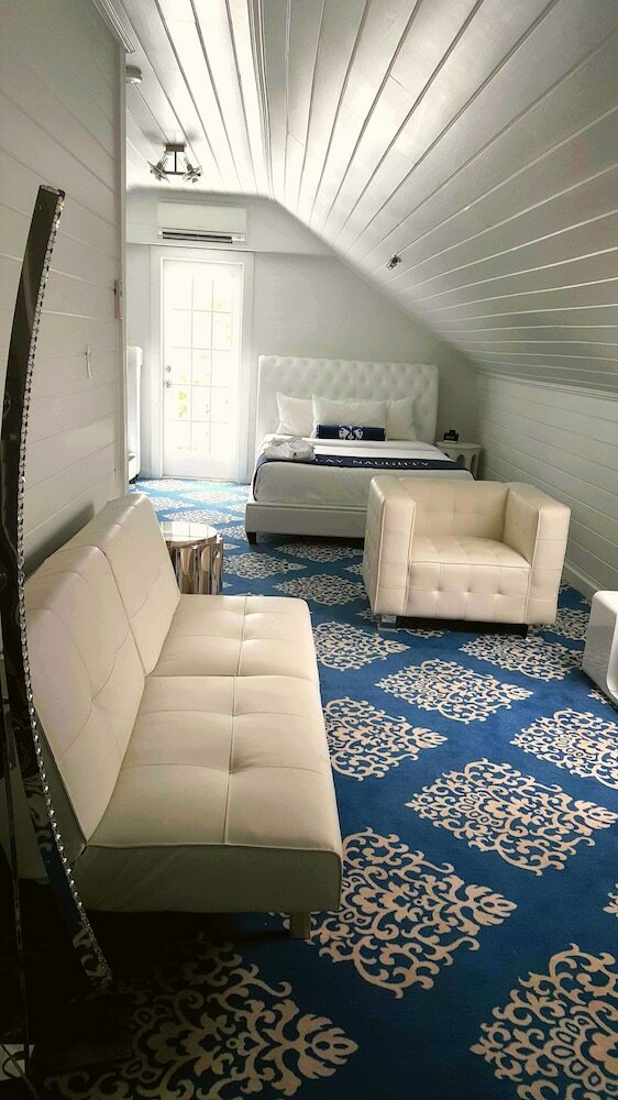 The Saint Hotel Key West, Autograph Collection