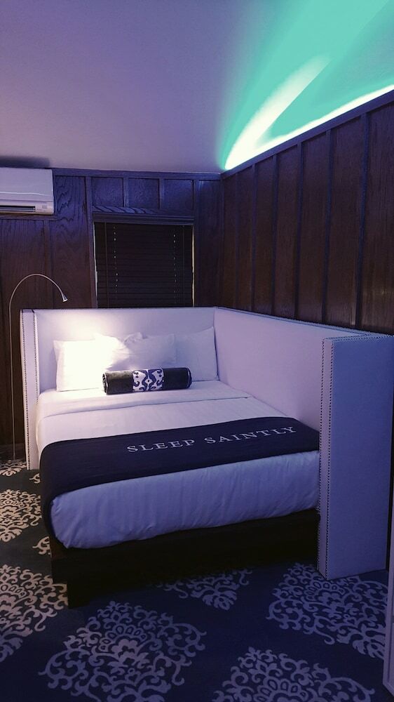 The Saint Hotel Key West, Autograph Collection