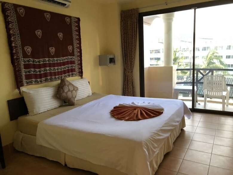 Hotel Nin Apartments Karon Beach