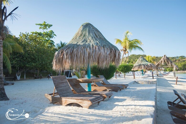 Hotel Turquoise Bay Dive & Beach Resort