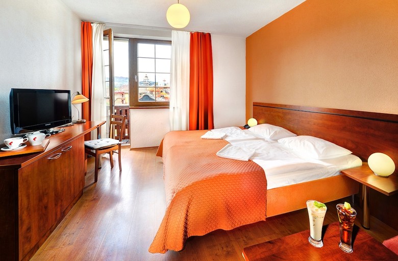 Apartamento Hotel Be?e?ov�