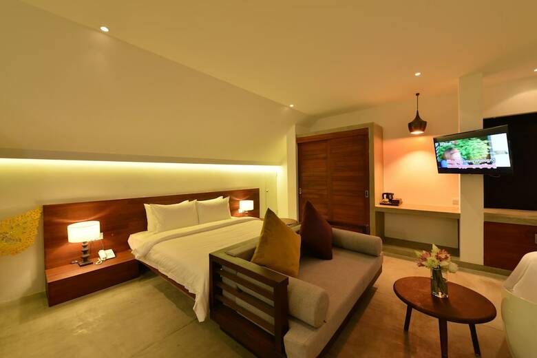 Solitaire Damnak Villa Hotel