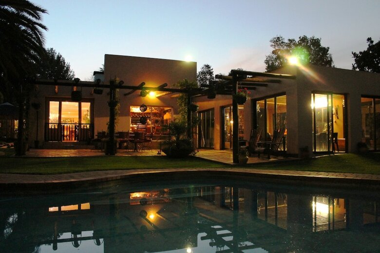 Hotel Birdsong Guest House