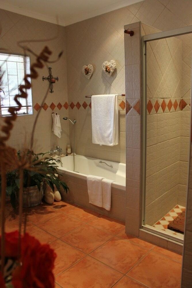 Hotel Birdsong Guest House