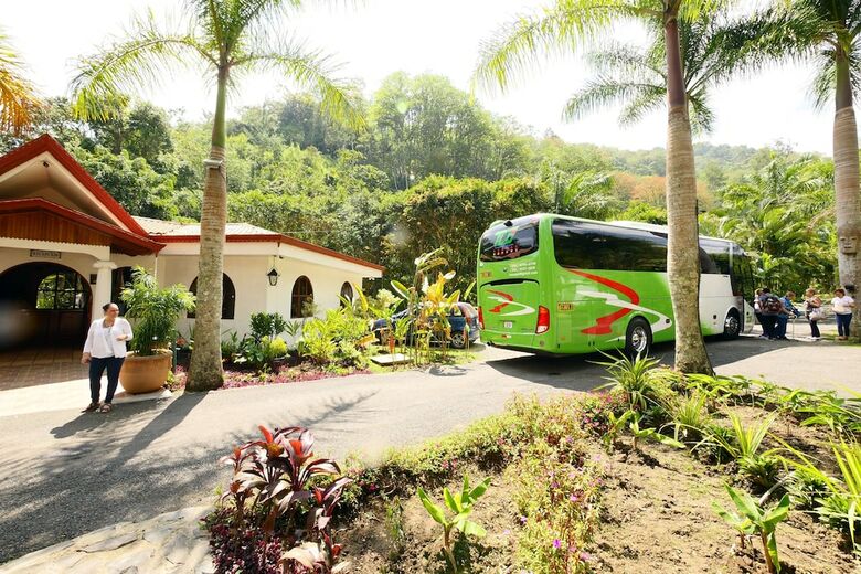 Apartamento Hotel Rio Perlas Spa And Resort