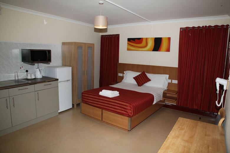 Apartamentos Grove Hotel